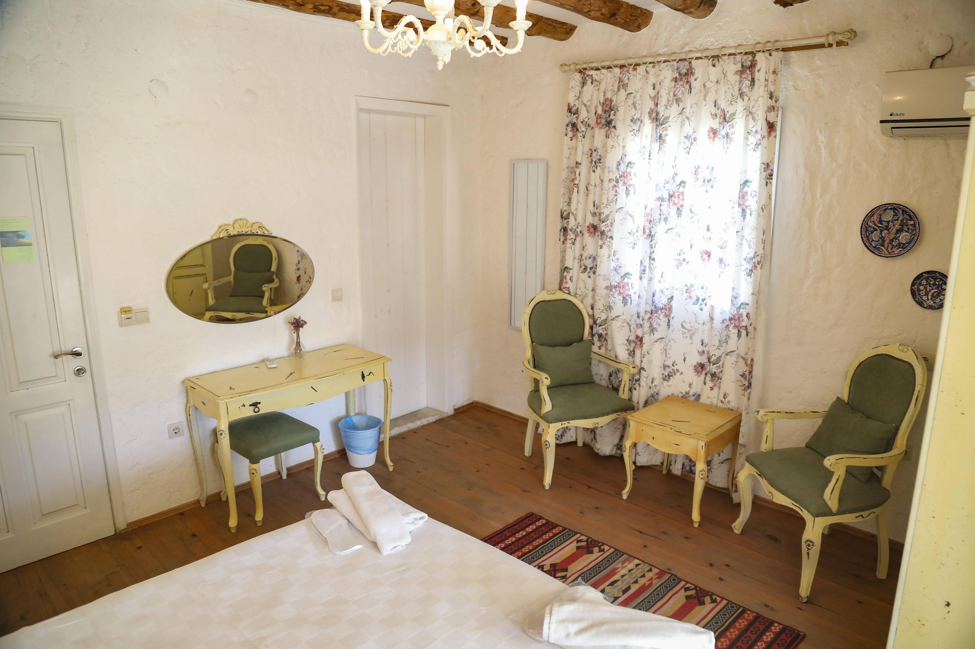 Sari Gelin Alacati Hotel Eksteriør bilde