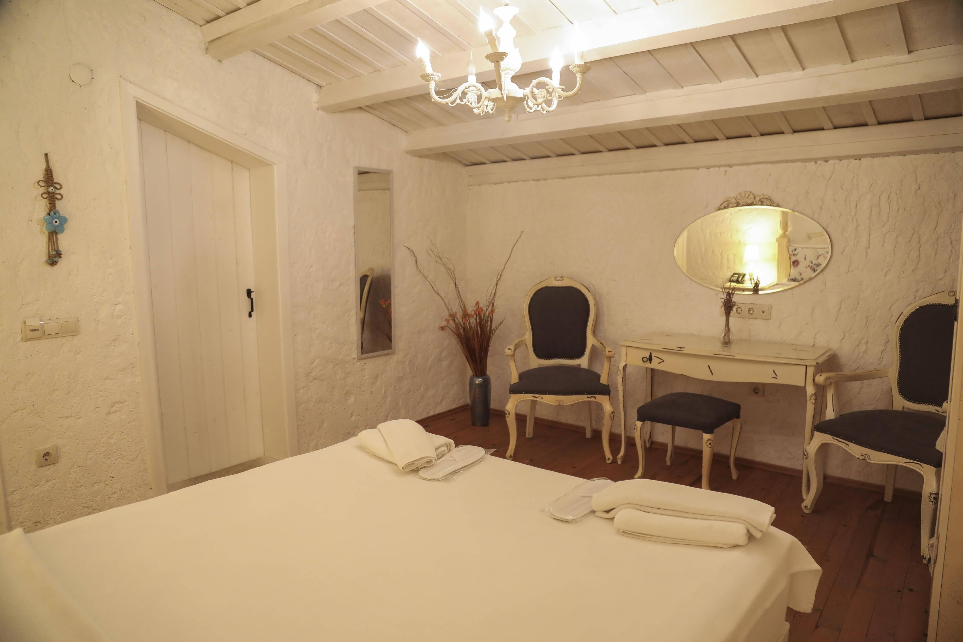 Sari Gelin Alacati Hotel Eksteriør bilde
