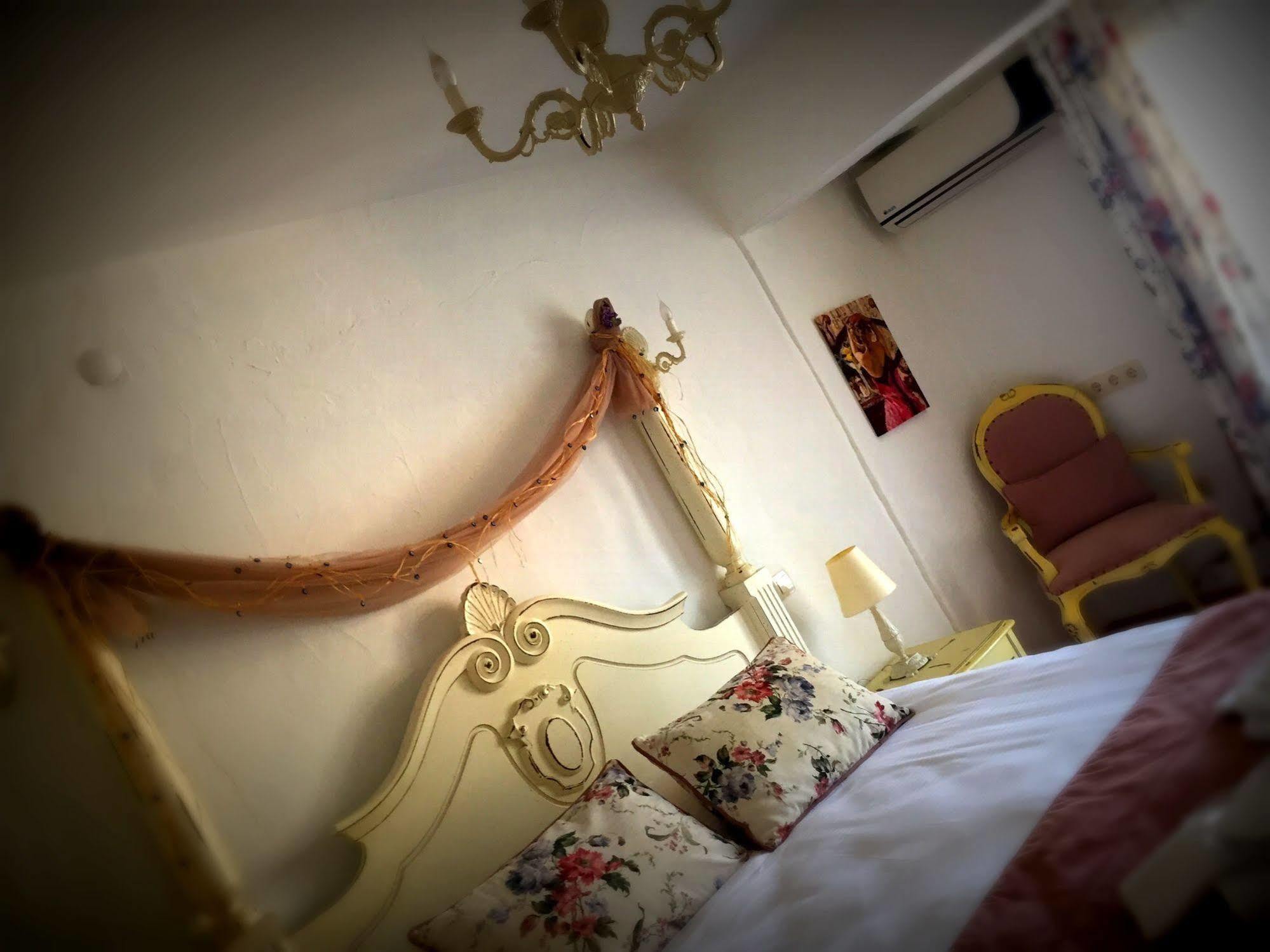 Sari Gelin Alacati Hotel Eksteriør bilde