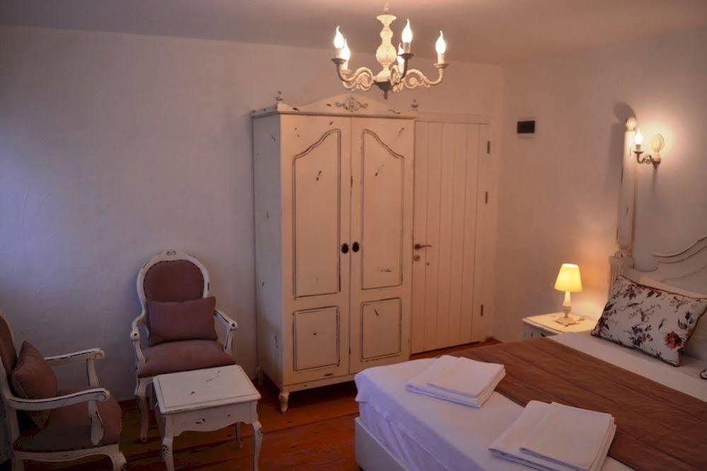 Sari Gelin Alacati Hotel Eksteriør bilde