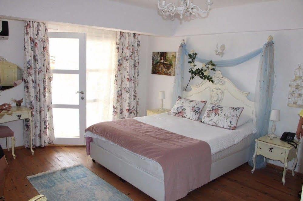 Sari Gelin Alacati Hotel Eksteriør bilde