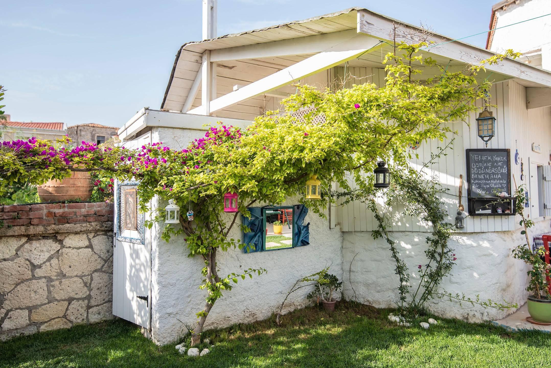 Sari Gelin Alacati Hotel Eksteriør bilde